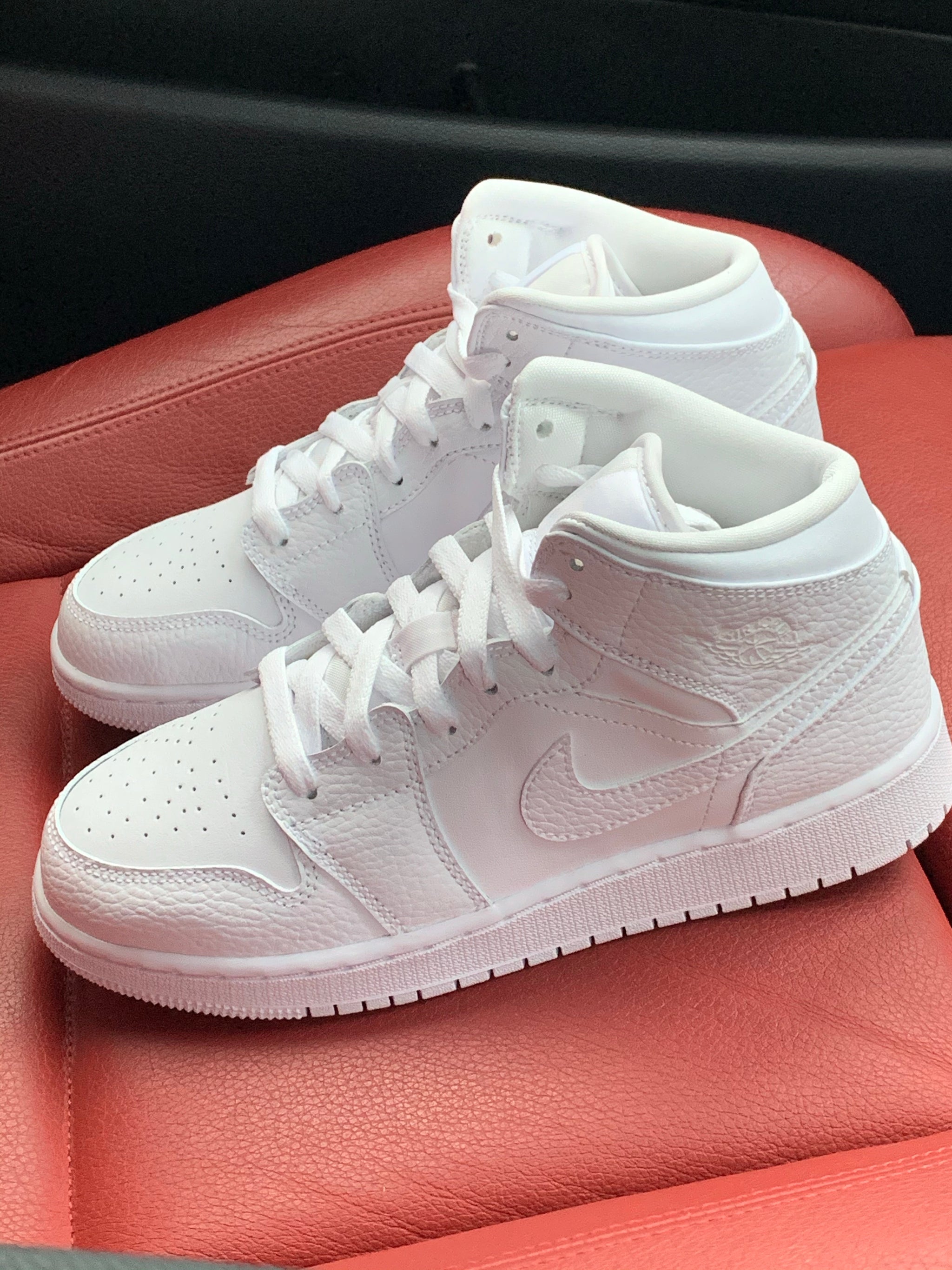 air jordan 1 triple white gs