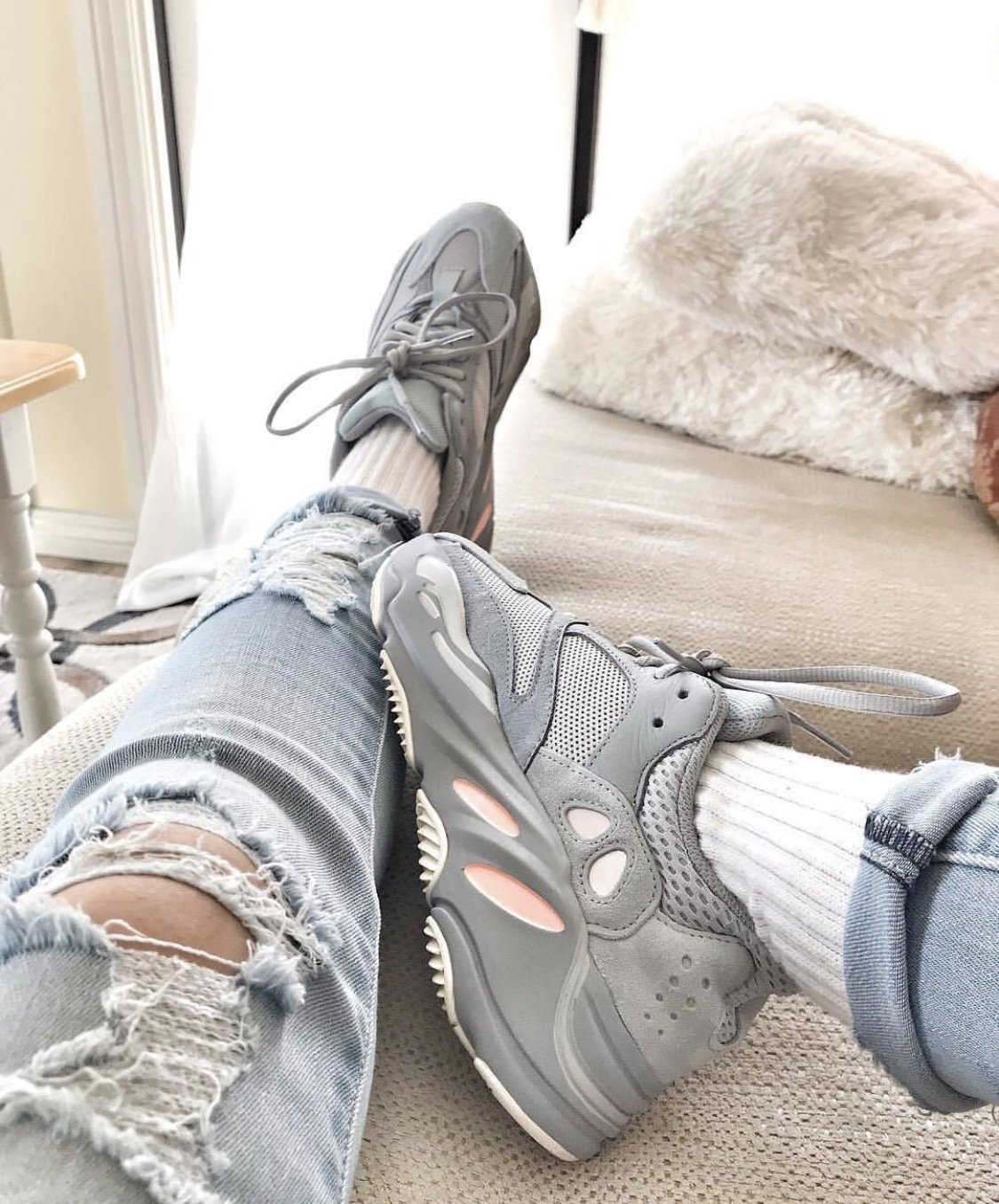 yeezy 700 couleur