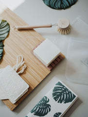 sustainable gifts under $15 holiday gift guide
