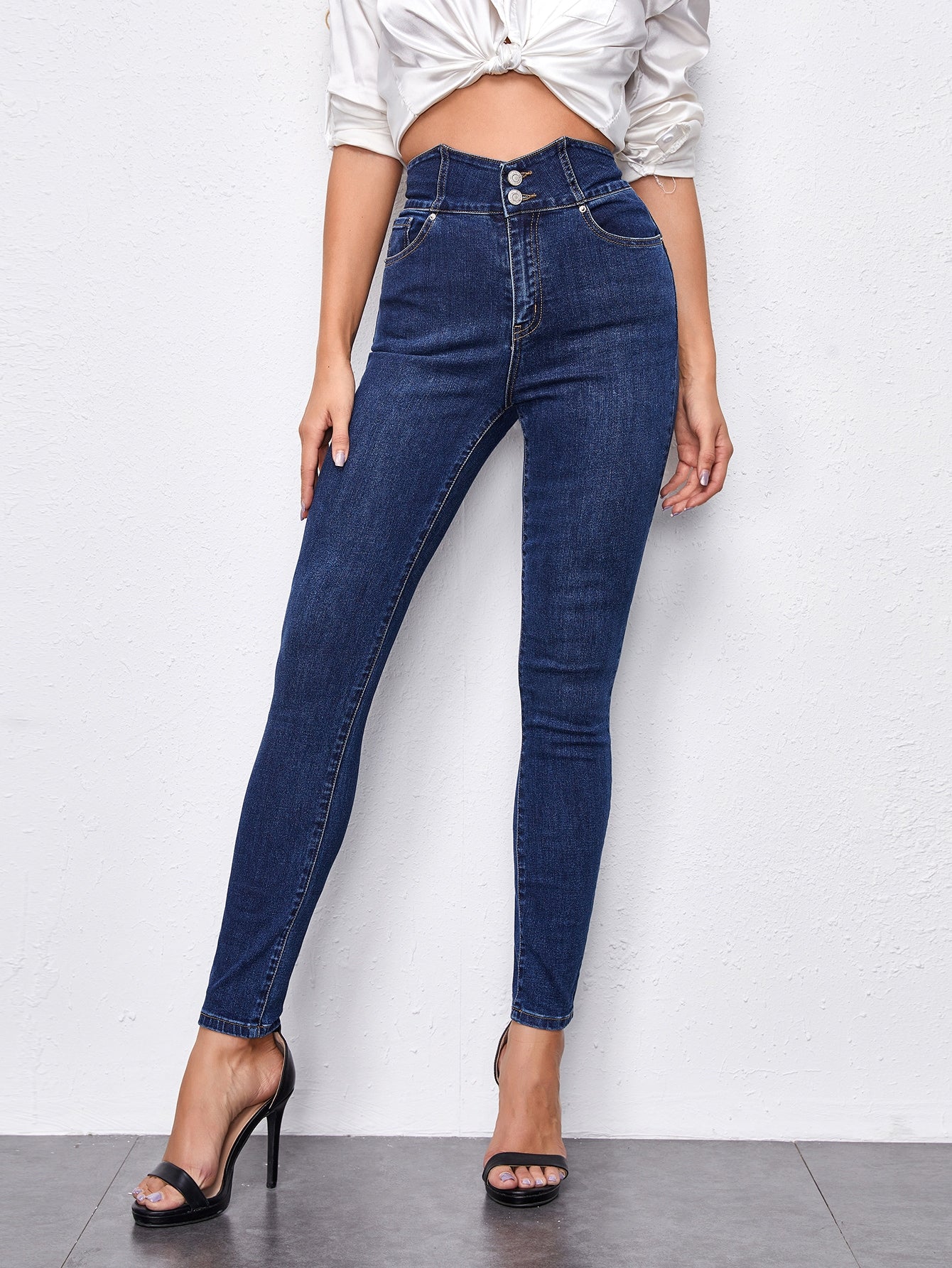 Wide Waistband Button Detail Jeans – H&N Galleria