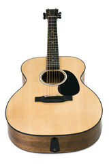 Martin_000-12e_Road_Series_Guitar