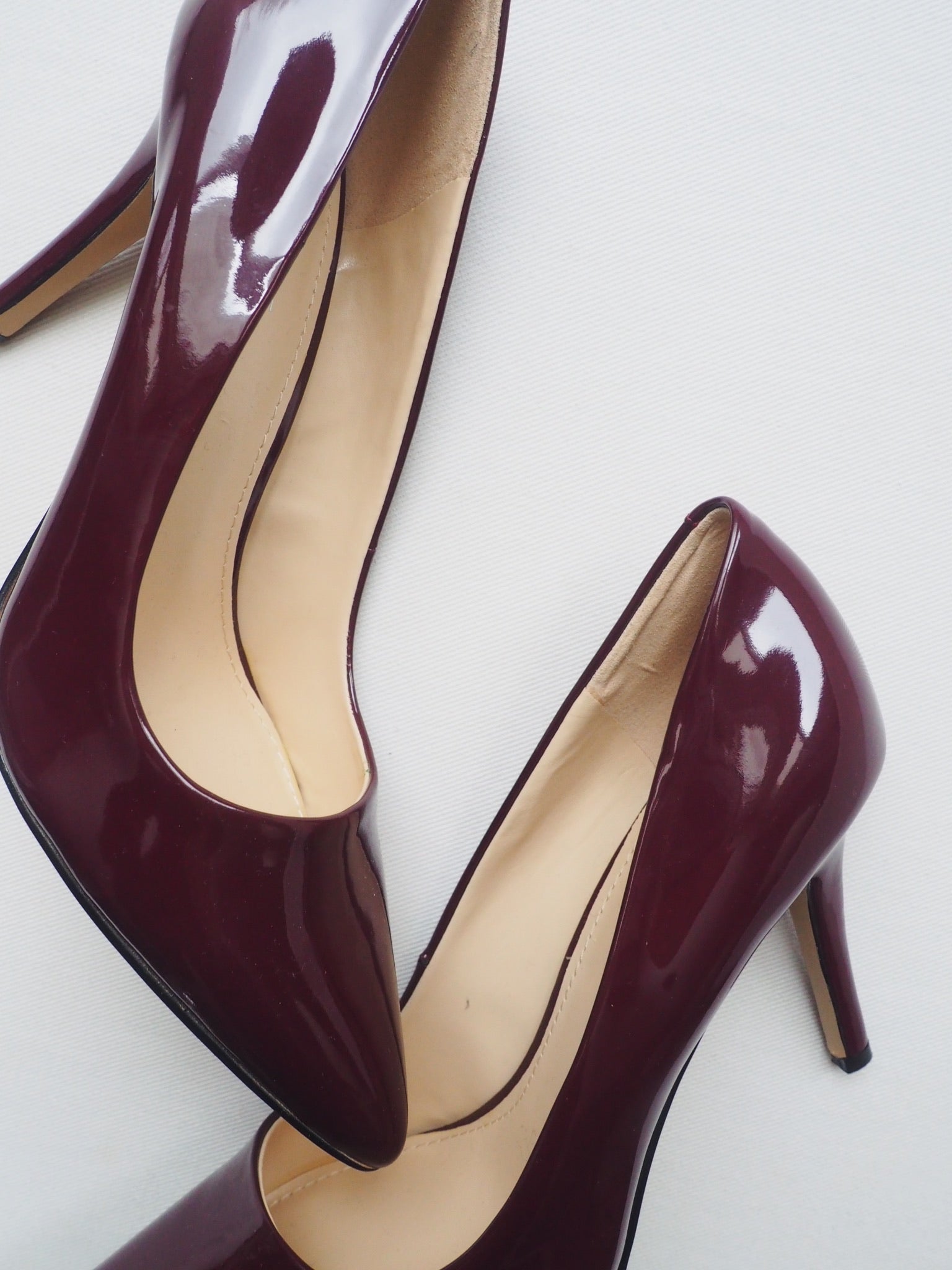 nine west burgundy heels