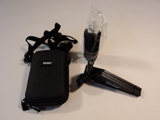 Vivitar Slim Digital Camera Starter Kit Hard Shell Case Mini Tripod VIV-SK-100 -- New