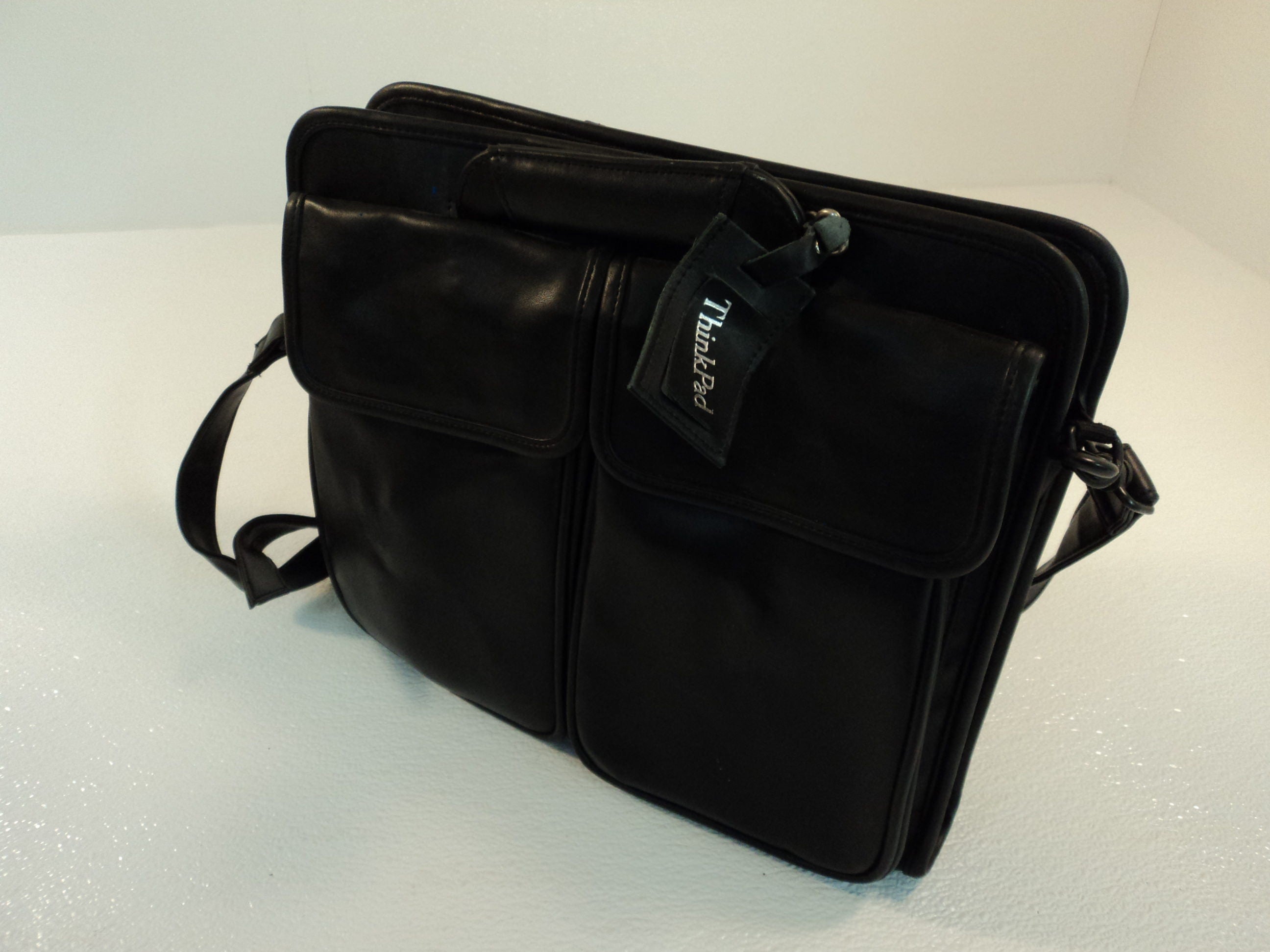 Port Laptop Bag IBM Lenovo ThinkPad Black TP-56000-1.3 Faux Leather -- Used