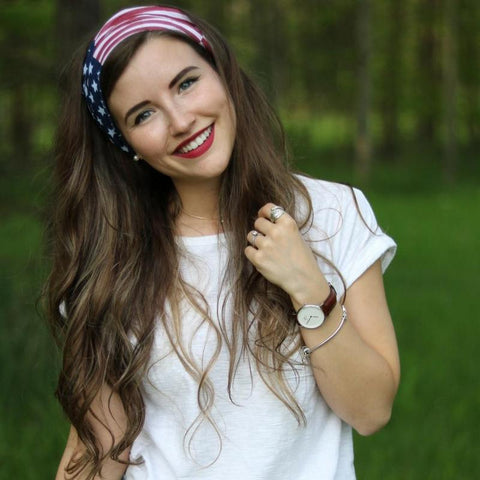 Girl Wearing American Tube Turban