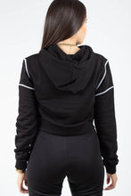 Load image into Gallery viewer, ESSENTILAL CROPPED CONTRAST HOODIE
