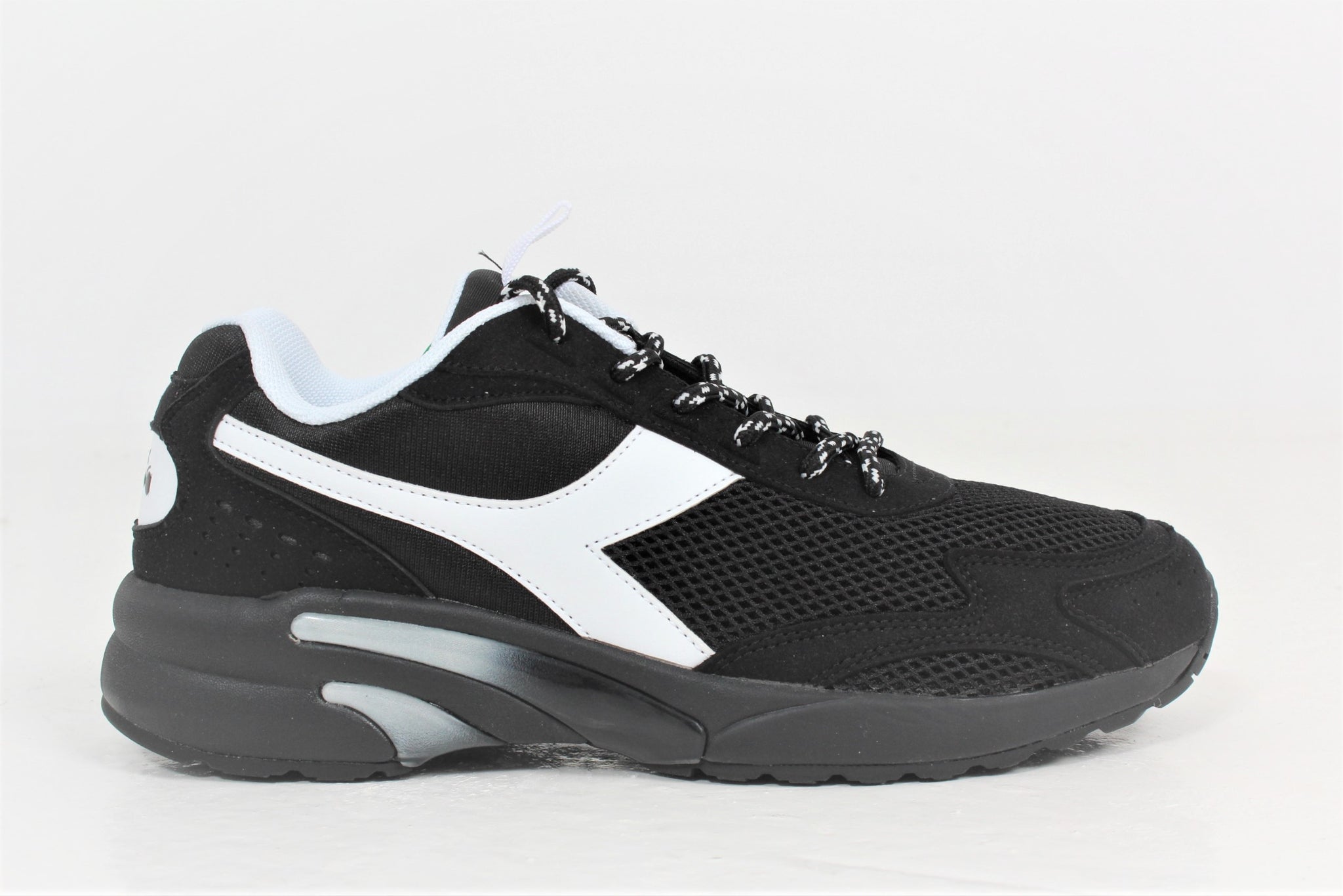 DIADORA DISTANCE 280 – Jango Fashions