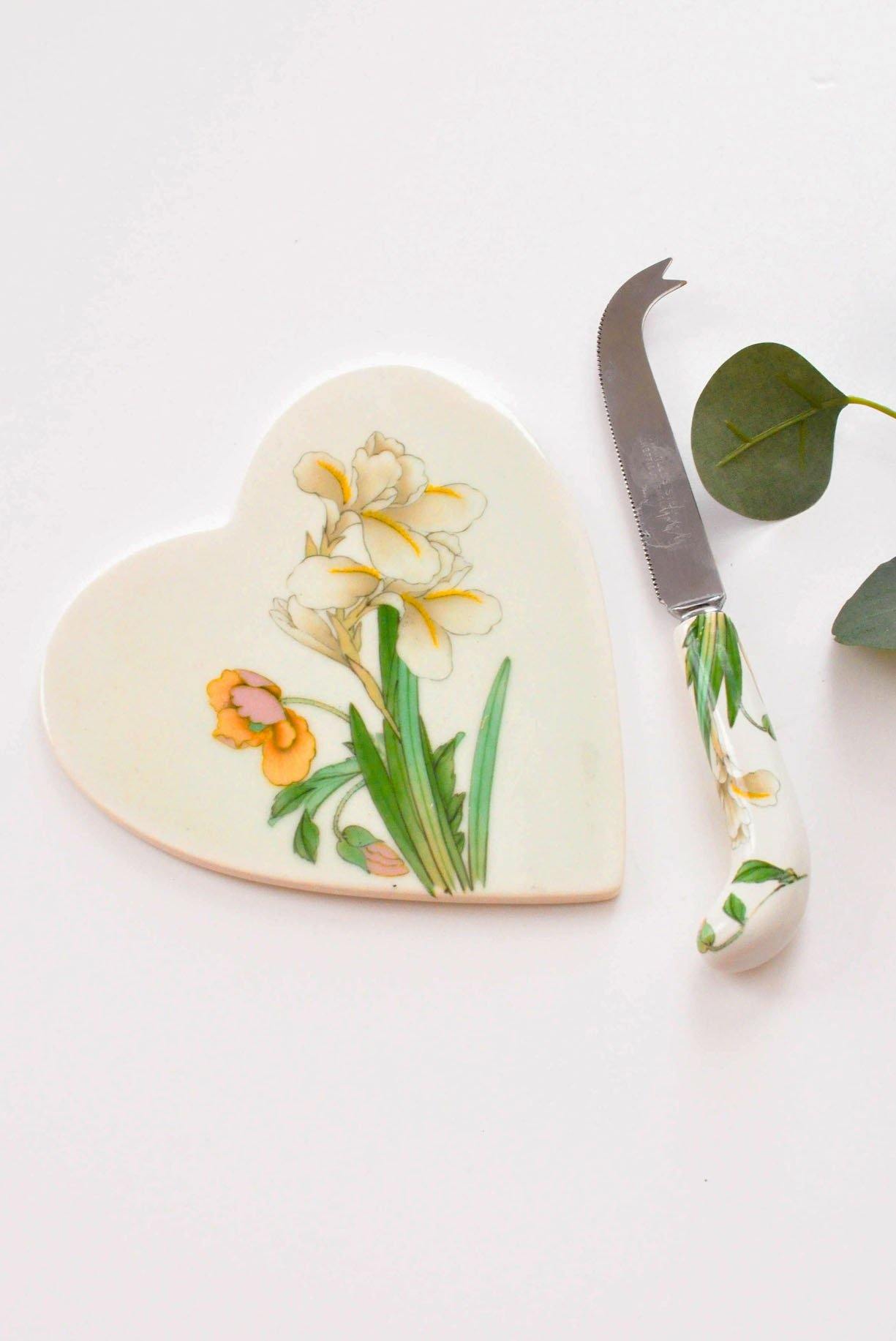 Vintage Heart Cheese Plate & Knife Set