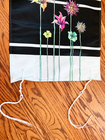 Tzitzit Flowers Tallit