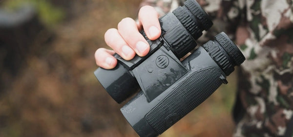 Leupold BX-4 Range HD TBR/W 10x42mm Binoculars Outdoors Lifestyle Shot