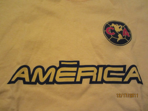 Lilmoxie — Club America Soccer Team Mexico Logo T Shirt Large