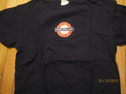 london underground mind the gap t shirt