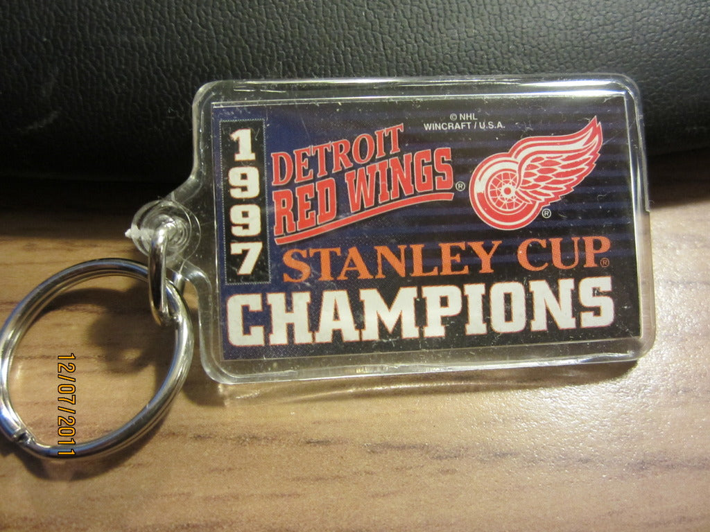 Lilmoxie — Detroit Red Wings 1997 Stanley Cup Champions Metal Keychain