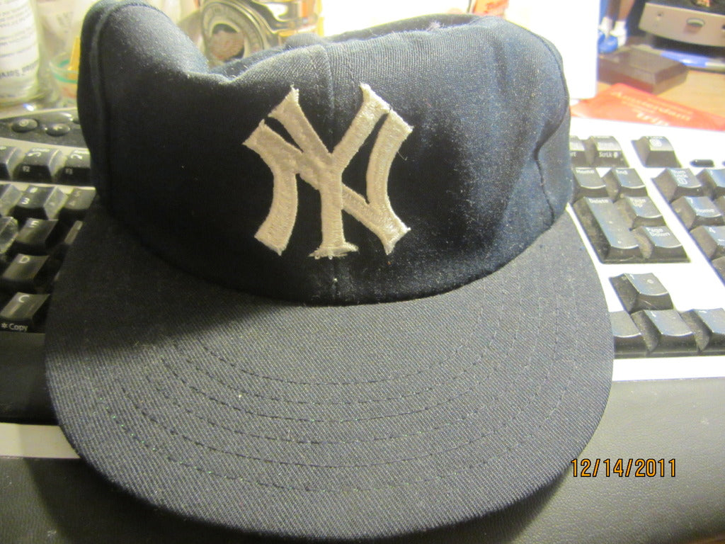 Lilmoxie — New York Yankees Vintage 70's Adjustable Hat By Annco Small
