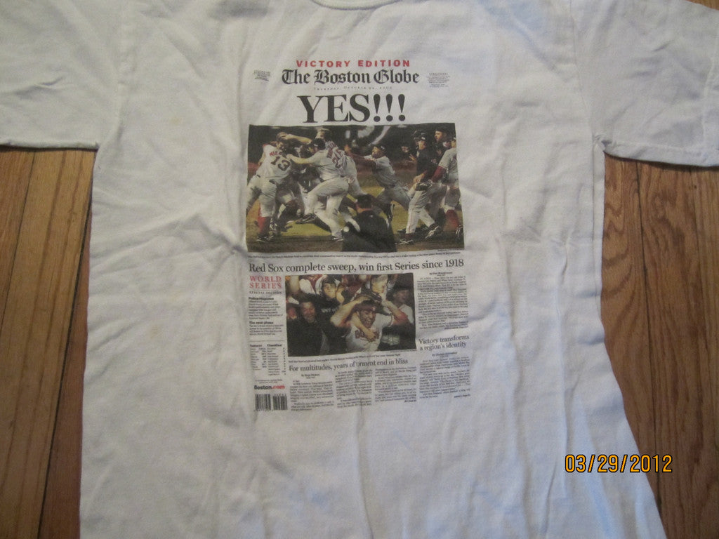 Lilmoxie — Boston Red Sox 2004 World Series Champions Globe Headline T Shirt  Medi