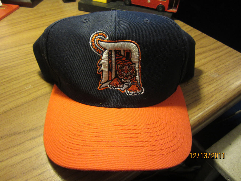 Lilmoxie — Detroit Tigers Vintage Road Snapback Hat New W/Tag