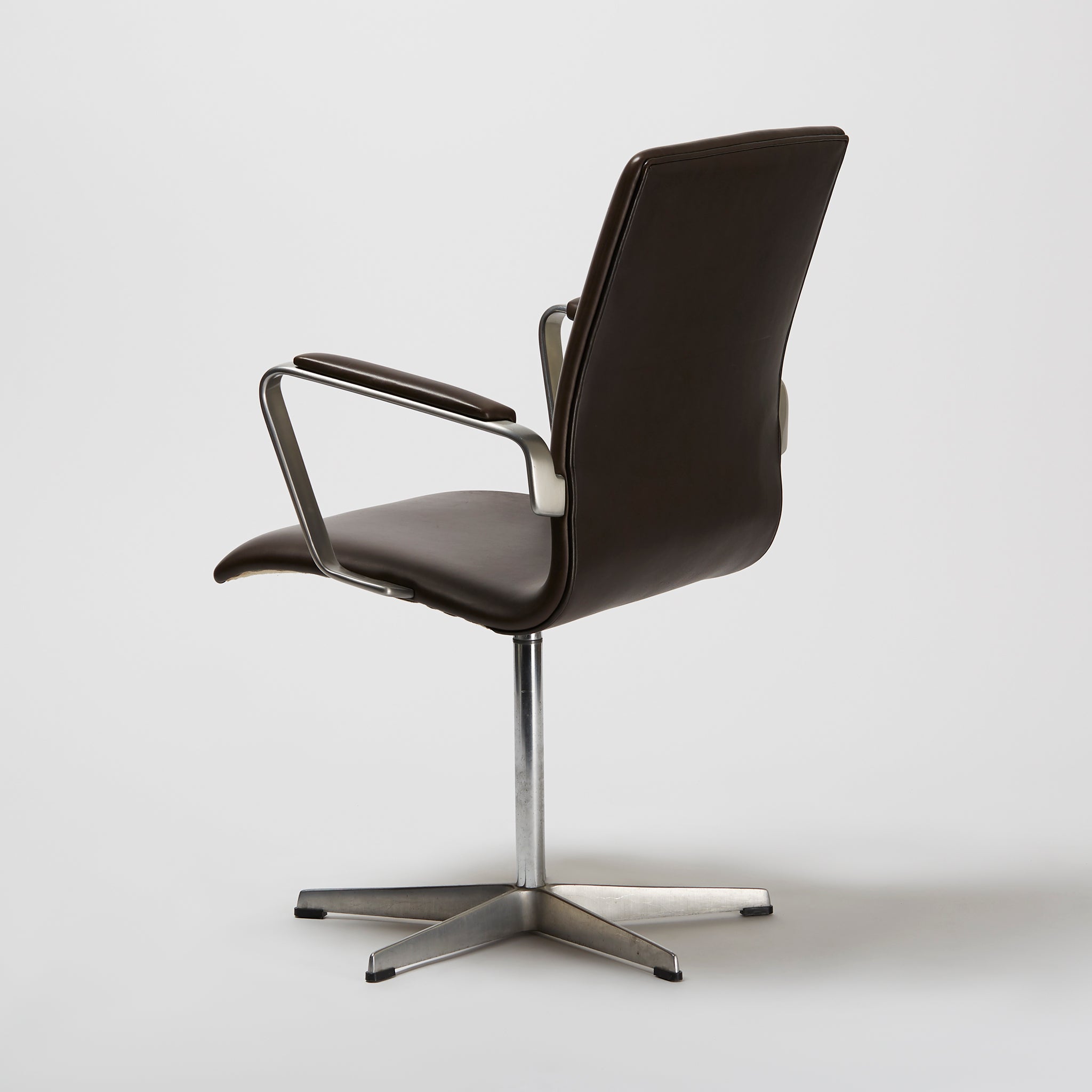 Arne Jacobsen Oxford Chair - SOLD – modernlink