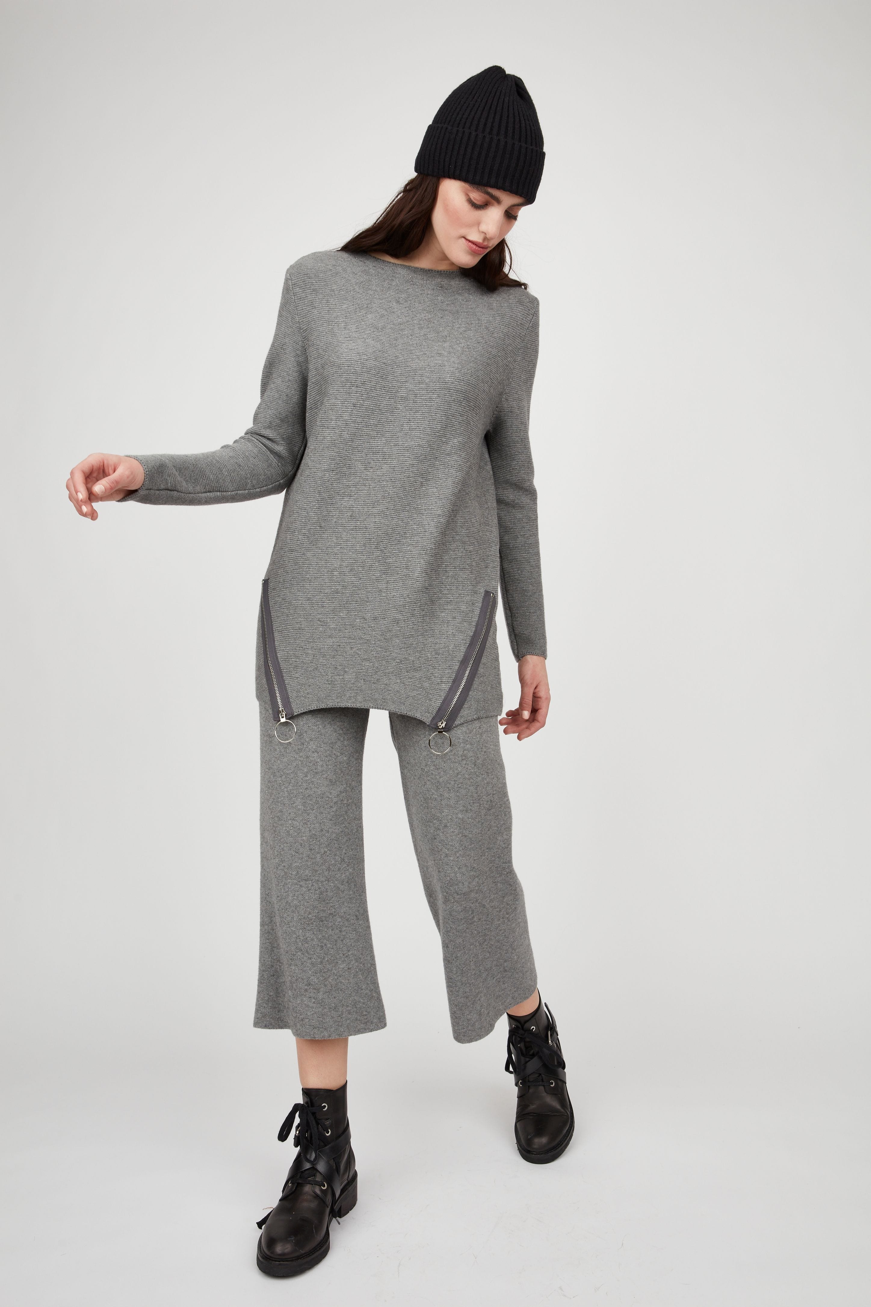 Pistache Knit Tunic With Zipper Detail