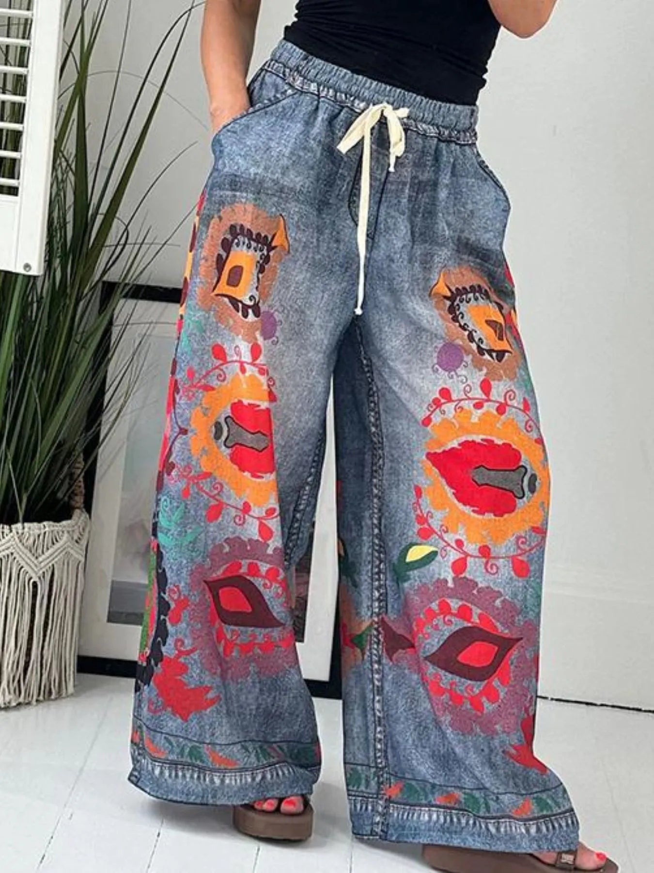 Printed Wide Leg Drawstring Pants