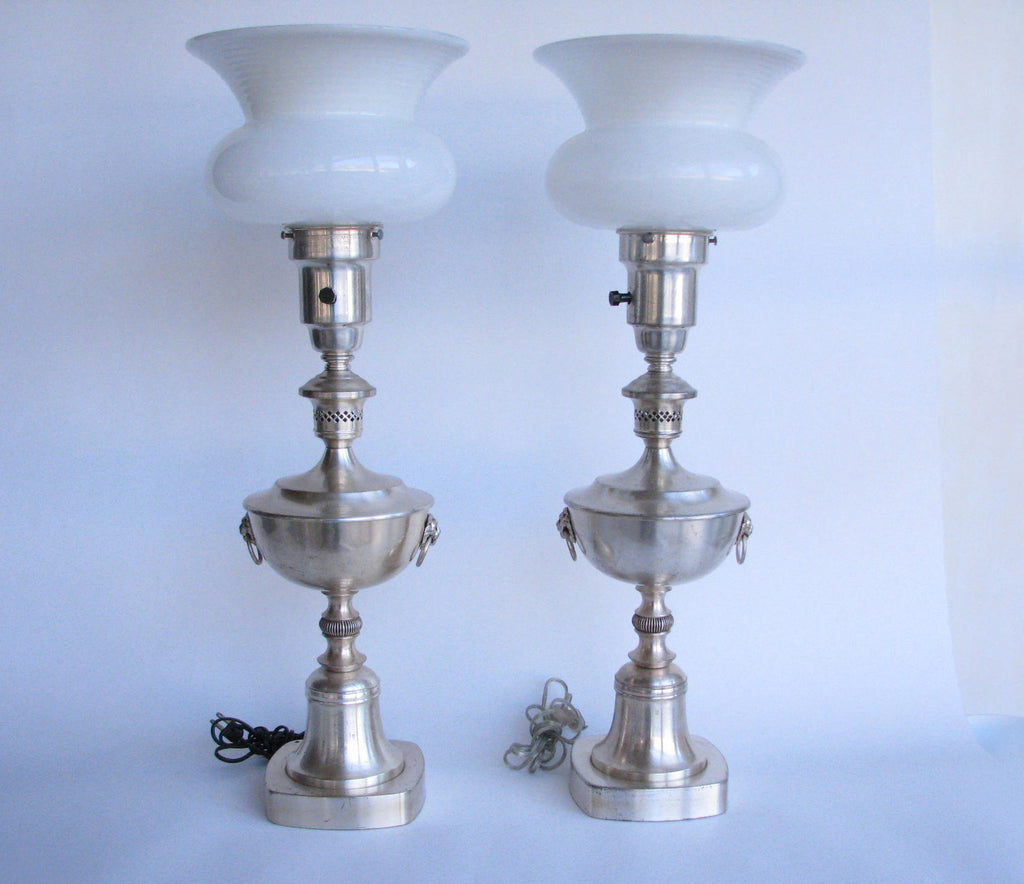 colonial premier table lamp