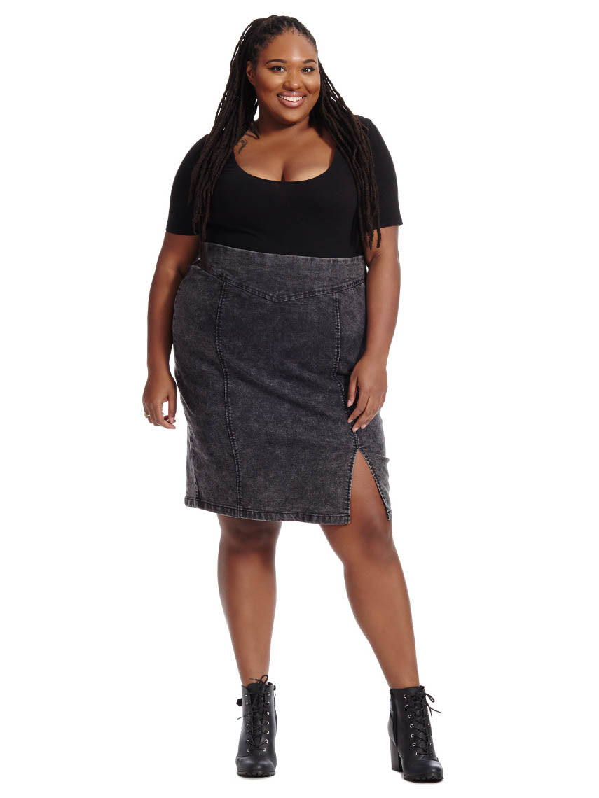 LUSH - Medium Wash Denim Skirt - Mini Skirt - Cargo Pocket Skirt - Lulus