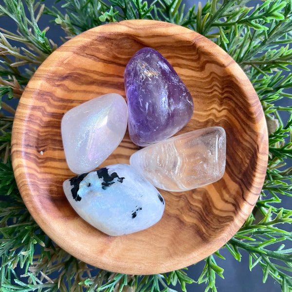 Crystals for Prayer or Meditation – Align Crystal Shop