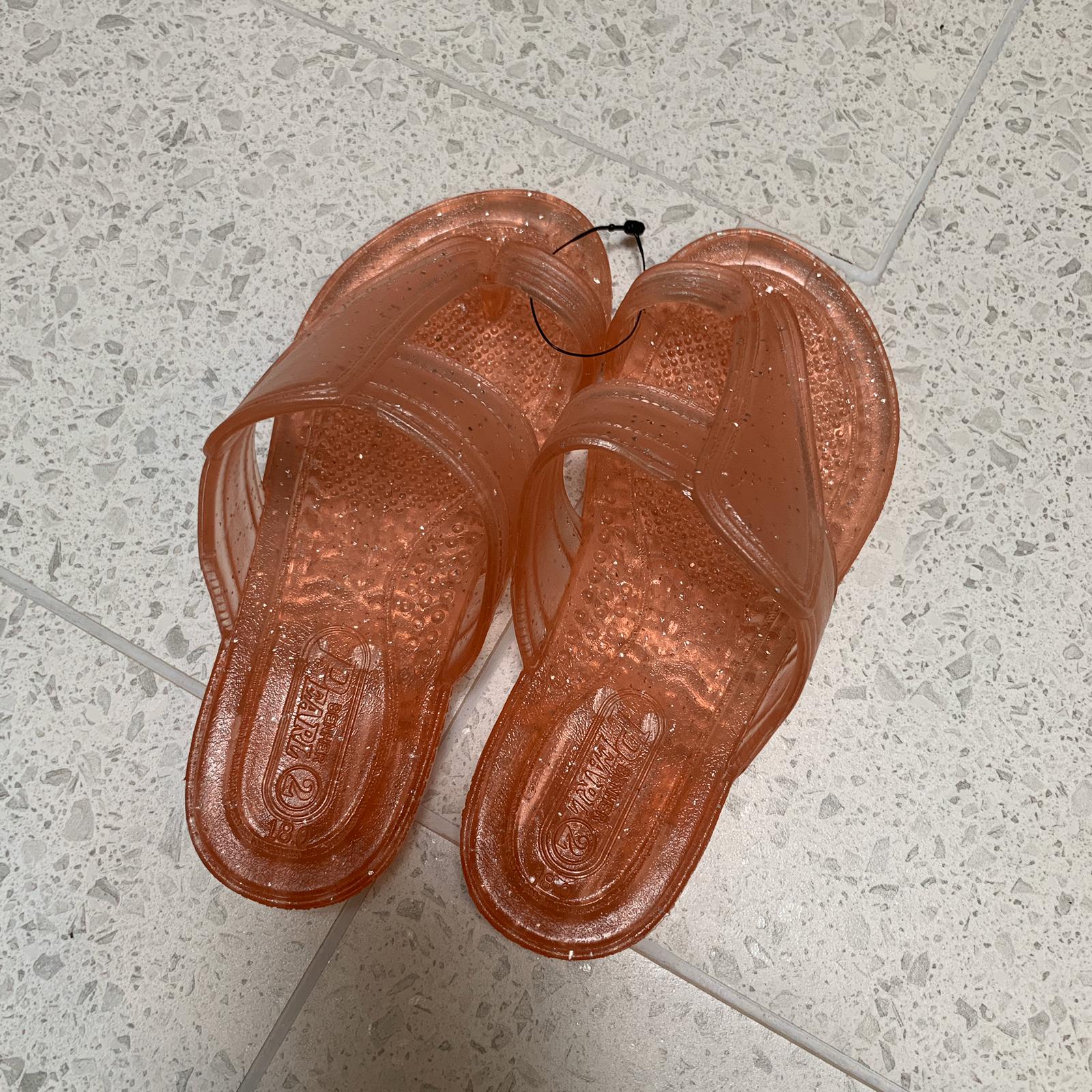 junior flip flops