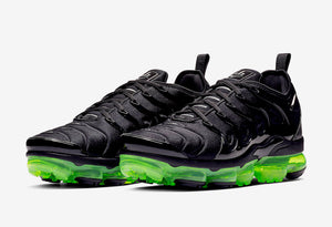 vapormax plus negras