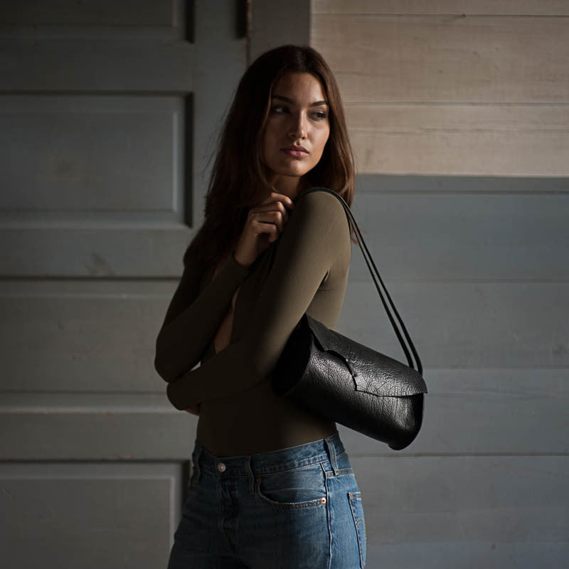 Baguette Crossbody | Black Bison