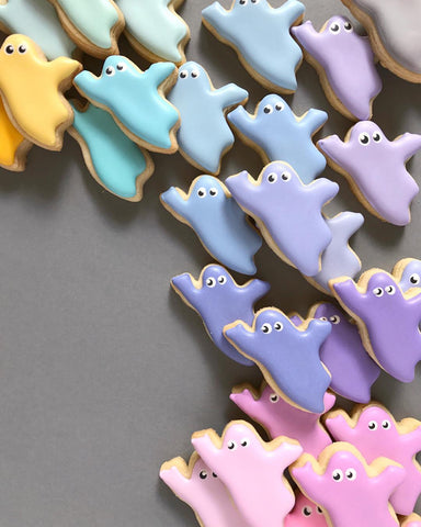 MY BAKER Top 25 Inspirational Baker Awards - @hol_fox - A gaggle of ghost biscuits in a pastel coloured theme