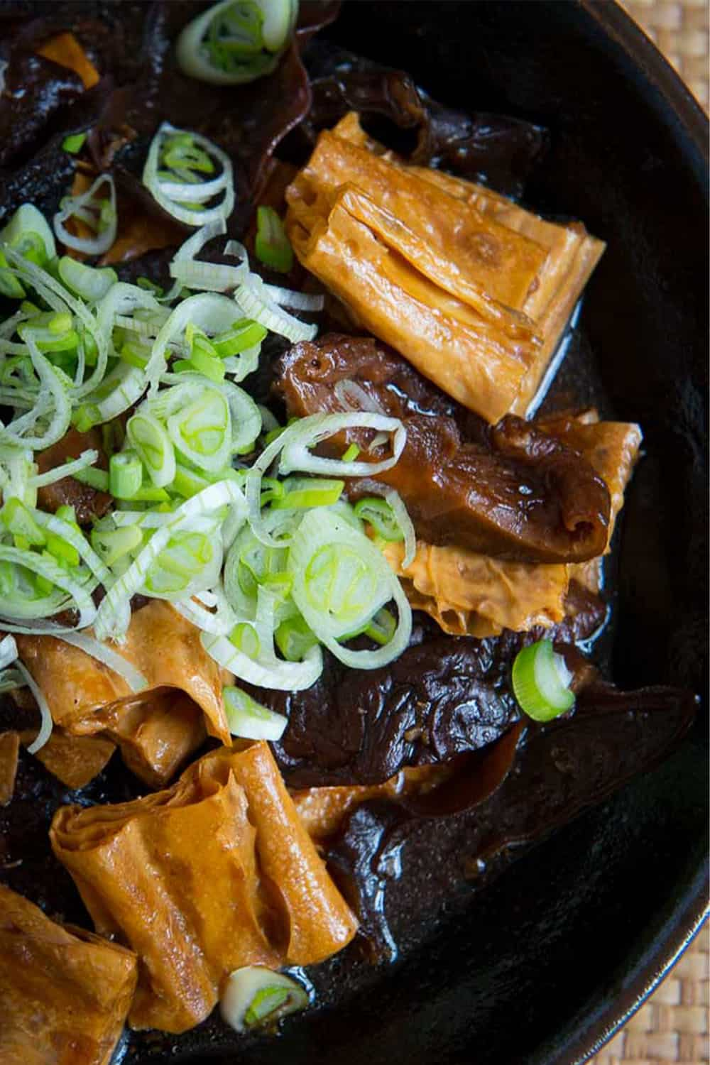 Braised Bean Curd Skin With Mushrooms Recipe