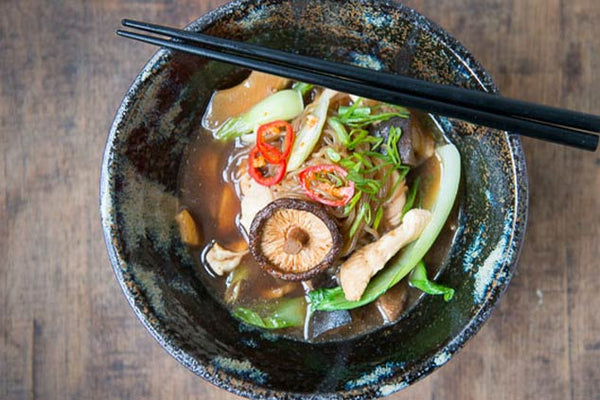 Chinese chicken and shirataki noodle soup recipe