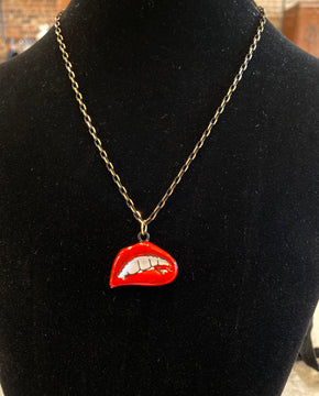 Lips Kei Necklace