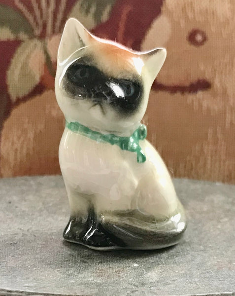 hummel cat figurines