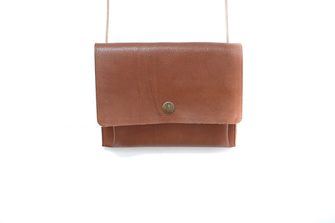 Shoulder leather bag with bellows brown