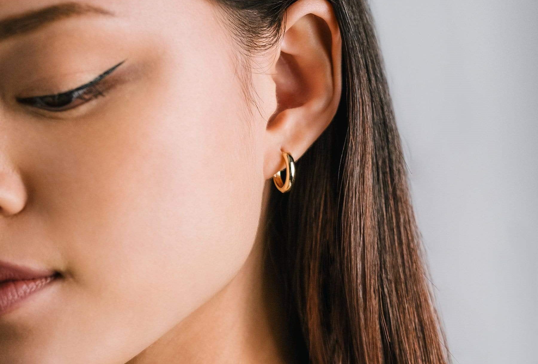 Dainty Hoop Earrings