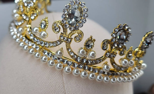 Ship - 2.5"- English Duchess Gold Crown, Gold Hair Tiara, Gold & – Ivy