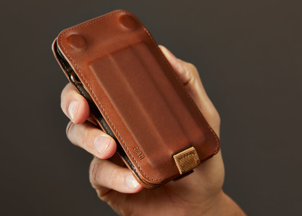 Distil Union brown leather ModWallet ages handsomely