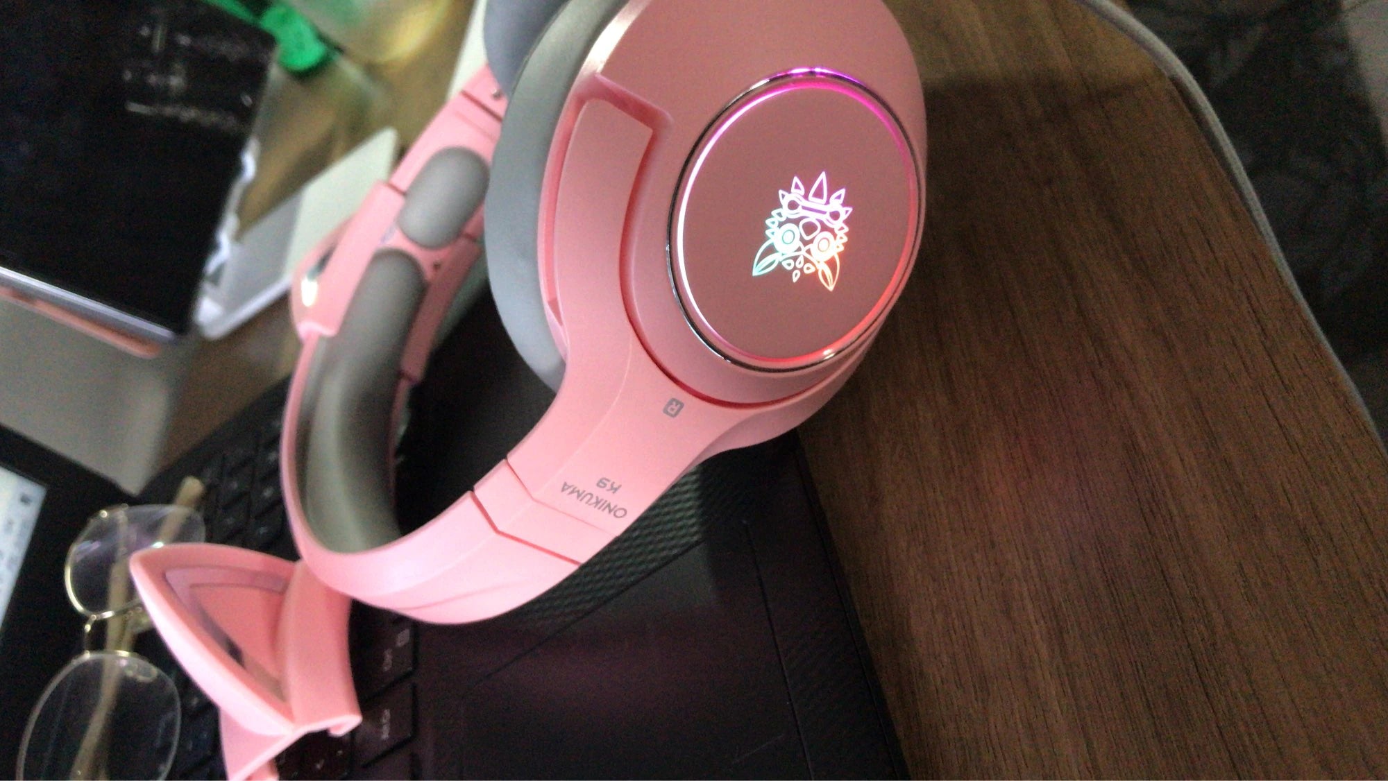 Cute headphones. 