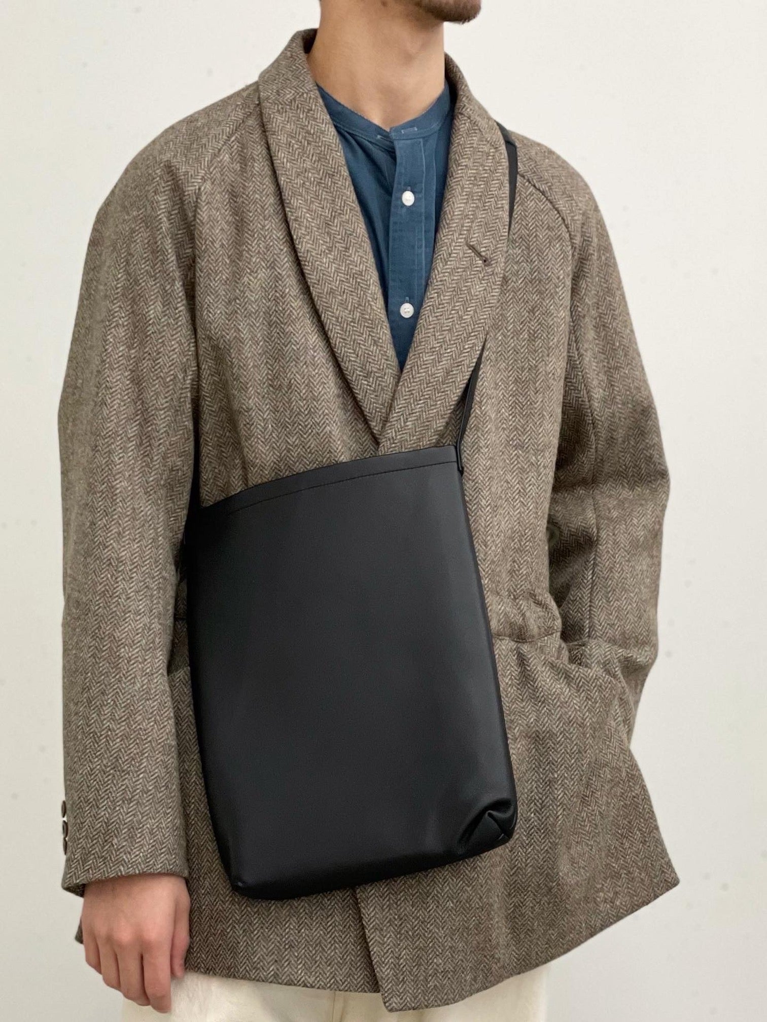 Hender Scheme cow shoulder big - 通販 - gofukuyasan.com