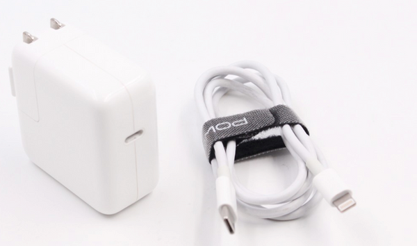 Apple USB PD charger and USBC to lightning cable
