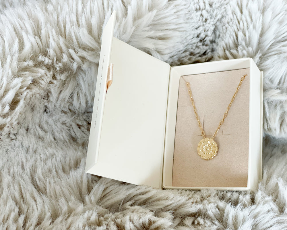 Louise Damas | Georgia Pendant Necklace – ORNAMENT