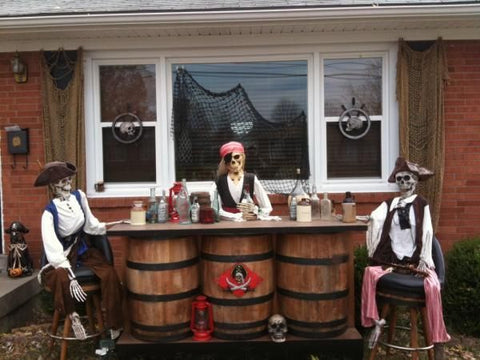 Outdoor pirate decorations