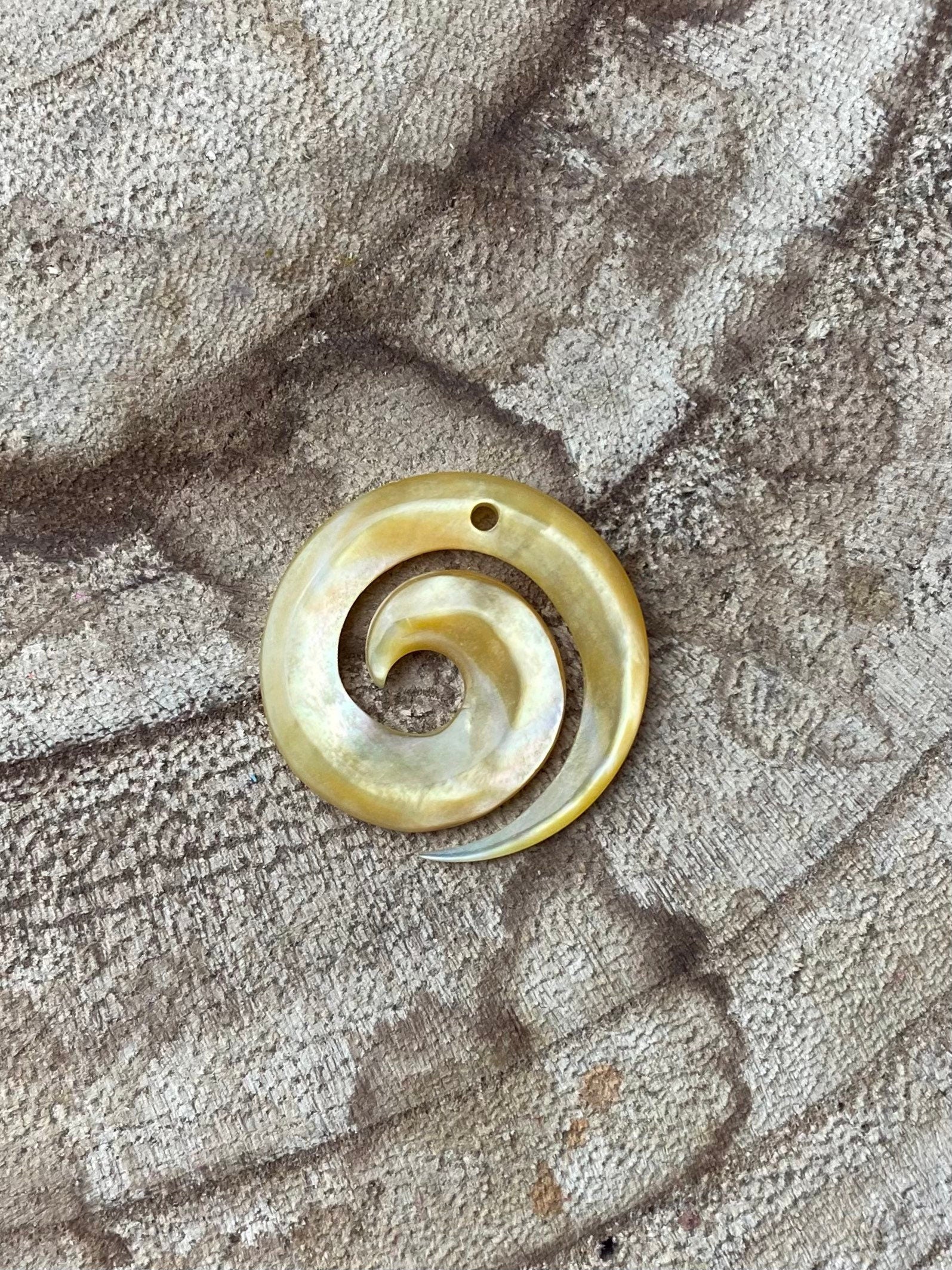  Swirl Mother Of Pearl Shell, Sku#M2233 