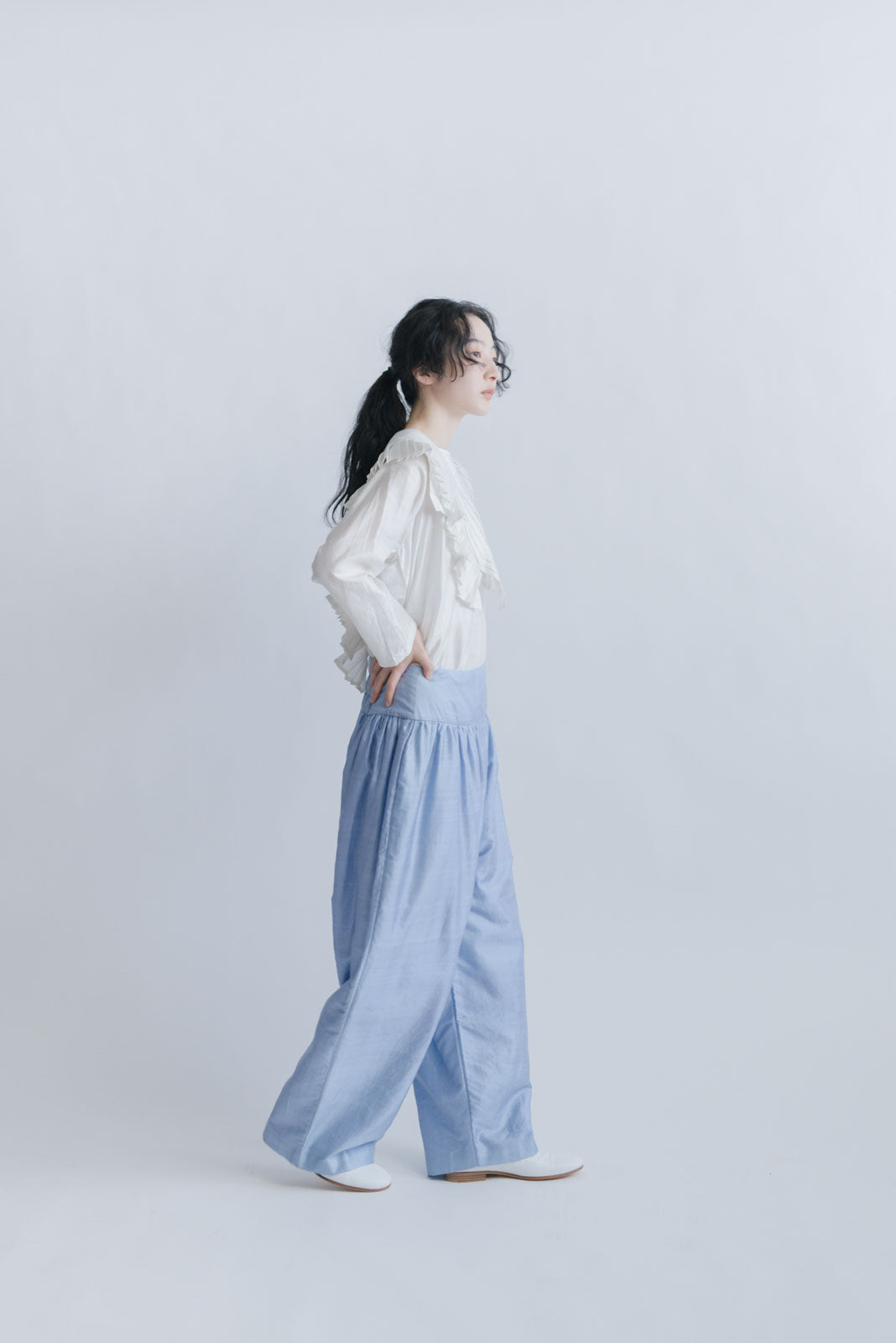 全3色/黒/赤/ベージュ BUNON Tuck Pants プリントパンツ オフホワイト