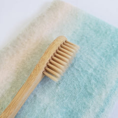 bamboo compostable bathroom teeth toothbrush zerowaste sustainable