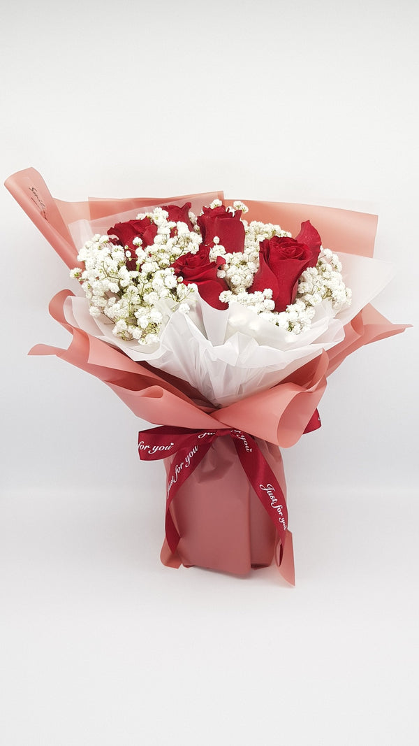 Buy Hand Bouquet Online Singapore | Smiling Flora