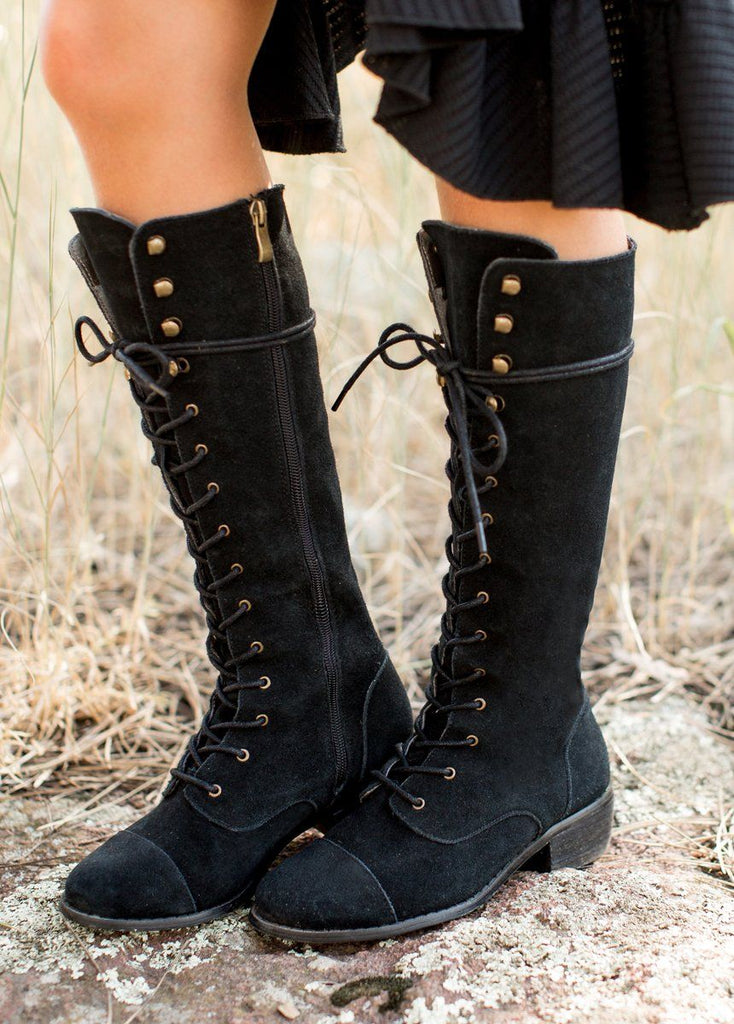 Indy Lace-Up Leather Boot in Black 