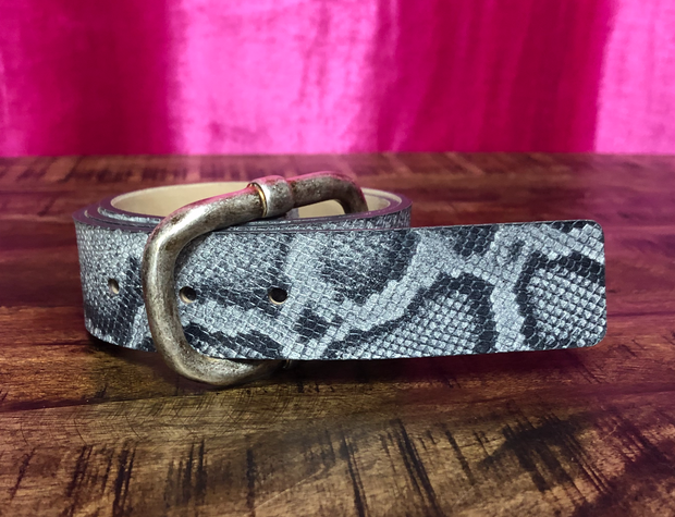 Streets Ahead Snakeskin Print Leather Belt with Vintage Italian Buckle -- Size M