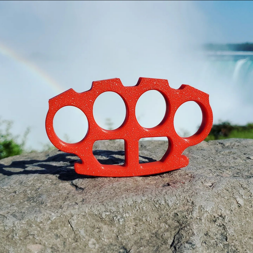 Niagra Falls Canada Plastic Knuckles